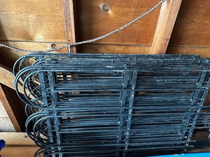 lot 406 image: Metal Garden Fencing