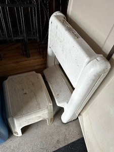lot 411 image: Two Stepstools
