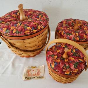 lot 13 image: Vintage Set Of 3 Longaberger Pumpkin Patch Baskets Each Has Protectors.