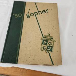 lot 14 image: University Of Minnesota Antique Year Book.