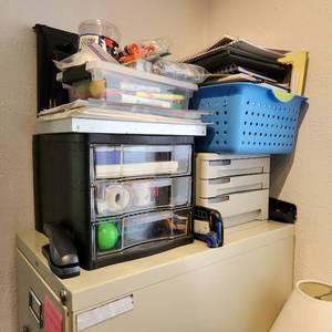 lot 27 image: Bins Of Office Supplies.