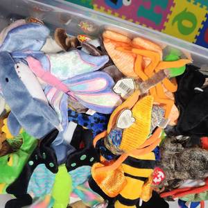 lot 331 image: Bin Of Beanie Babys.