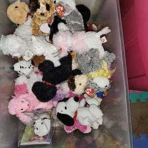 lot 332 image: Bin Of Beanie Babys.