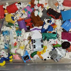 lot 334 image: Bin Of Vintage McDonalds Happy Meal 101 Dalmatian Toys.