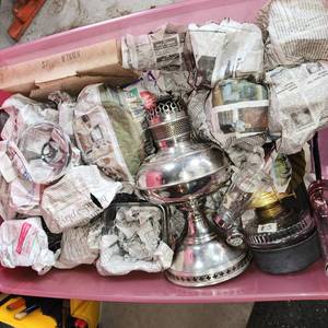 lot 434 image: Grab Box Of Glasses And Oil Lamps.