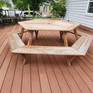 lot 442 image: Wood Hexagon Picnic Bench.