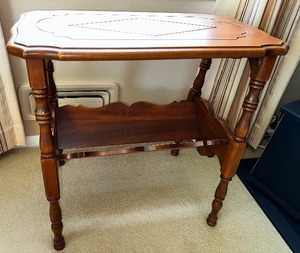 lot 8 image: Vintage Wooden Table - 23 12 Inches Wide 23 Inches Tall