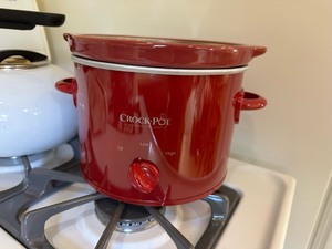 lot 88 image: CrockPot, Kitchenaid Tea Pot, Vintage Kitchenaid Electric Mixer, Cuisinart Can Opener, Electric Skillet