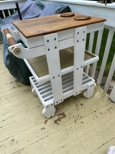 lot 331 image: Custom Handmade TableCart 30in x 33in x 20in
