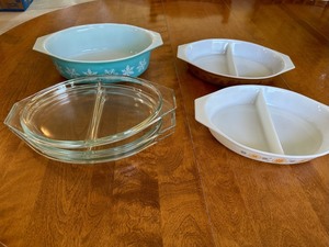 lot 66 image: Vintage PYREX Oval Split Divided Casserole Dishes