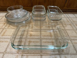 lot 77 image: PYREX Clear Glass Baking Dishes