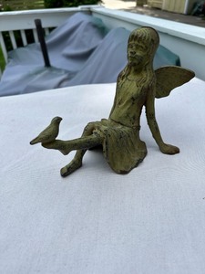 lot 333 image: Vintage Metal Garden Statuette