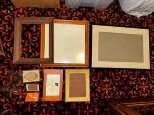 lot 209 image: Assorted Frames