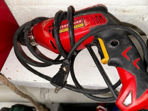 lot 351 image: Craftsman 38 Inch Drill 120 V