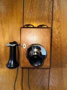 lot 386 image: Antique Western Electric Phone