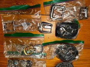 lot 149 image: Vintage Belt Buckles And Belt Pieces
