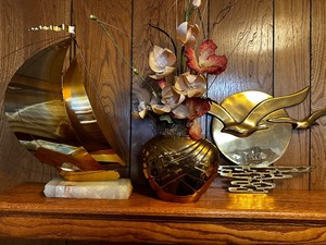 lot 203 image: Vintage 1970s Brass Sailboat Sculpture, Shell Vase, And Birds In Flight Wall Decor