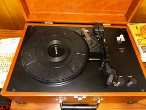 lot 206 image: Crosley CR49 Travel Record Player With Records And Radio