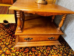 lot 226 image: Vintage Wooden End Table 24 X 24 22 Tall