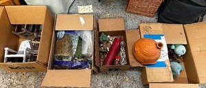 lot 277 image: Variety Of Miniature FairyToad House Accessories
