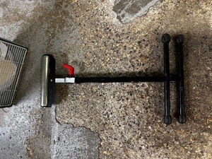 lot 281 image: Woodworking Support Legs With Roller