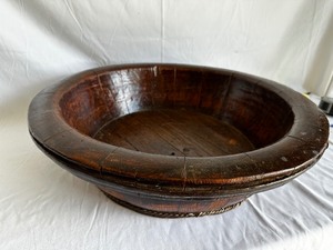 lot 29 image: Unique Wooden Sink Bowl Measuring 20 12 Inches Diameter