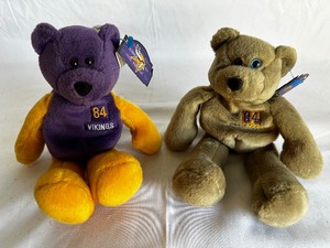 lot 35 image: Randy Moss Collectible Vikings Bears