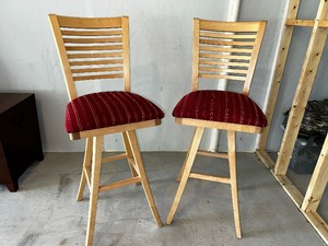 lot 4 image: Two Custom Swivel Maple Barstools Measuring 18 X 18 X 31 High At The Seat And 48 High At The Back