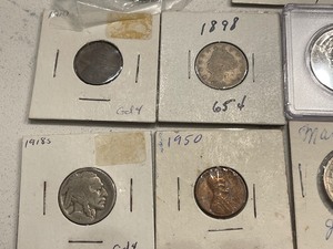 lot 129 image: Assorted Coins