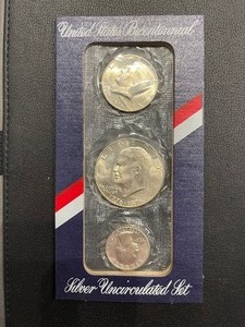 lot 98 image: 1976-S United States Bicentennial Silver Set