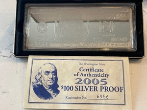 lot 3 image: 4 Ounce .999 Fine Silver 2005 $100 Dollar Silver Proof