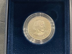 lot 141 image: 1999 Susan B. Anthony Dollar Proof
