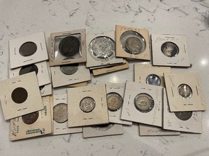 lot 150 image: Foreign Coins