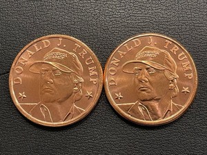 lot 188 image: 2 - 1 Ounce .999 Fine Copper Round Donald J. Trump