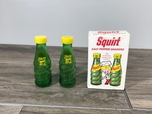 lot 238 image: Vintage 1974 Squirt Salt & Pepper Shakers in Original Box