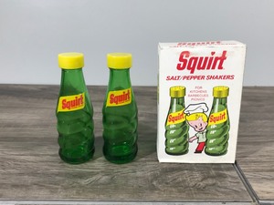 lot 250 image: Vintage 1974 Squirt Salt and pepper shakers in original box