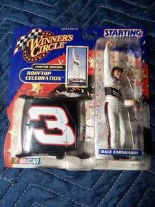 lot 110 image: 2) 1998 & 2000 Dale Earnhardt collectibles