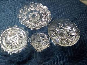 lot 167 image: 4 Stemmed glass candy dishes