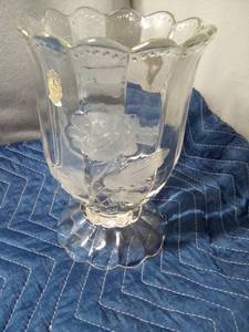 lot 152 image: Worlds finest Imperlux hand cut crystal vase-Bohemia Czechlosovia