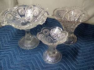 lot 148 image: 3 heavy glass pieces