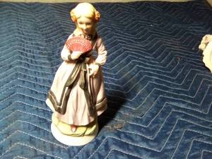 lot 124 image: 3 Lady figurines-Heritage collection and FBIA