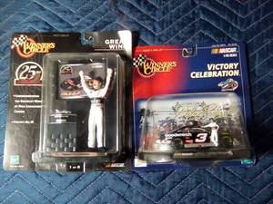 lot 117 image: 2-1998 Winners Circle Dale Earnhardt Jr. collectables