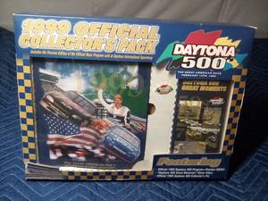 lot 105 image: 1999 Official Daytona 500 collectors pack