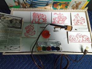lot 55 image: Vintage childs wood burning set in original box