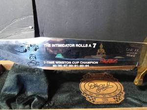 lot 266 image: Dale Earnhardt Knife (The Intimidator)