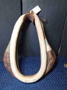 lot 344 image: WWI era horse collar by Scheffer & Rossum Co.