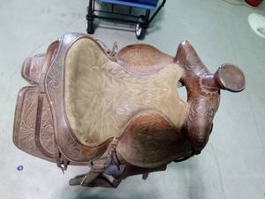 lot 347 image: horse saddle