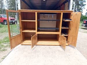 lot 8 image: Solid wood cabinet