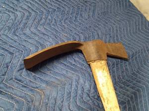 lot 49 image: Axe