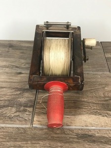 lot 381 image: Vintage Reel for Flying Kites
